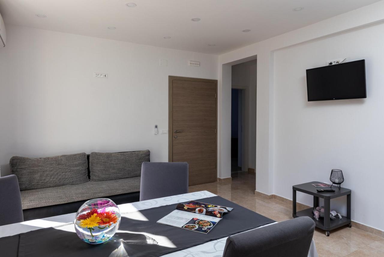 Amarillo Apartments 믈리니 외부 사진